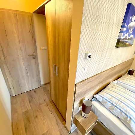 Unio Vendeghaz 3 ゲストハウス 4*