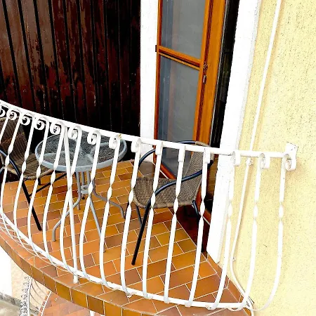 Unio Vendeghaz 3 4* シオーフォク