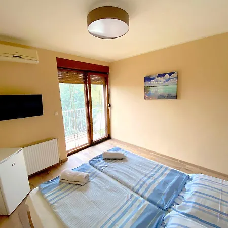 ゲストハウス Unio Vendeghaz 3 シオーフォク