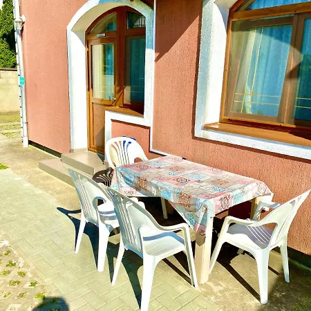 ゲストハウス Unio Vendeghaz 3