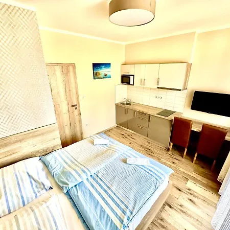 Unio Vendeghaz 3 4* シオーフォク